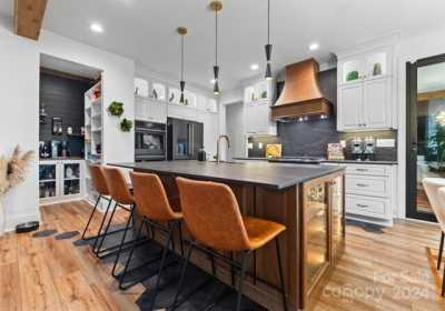 Home For Sale in Mooresville, North Carolina