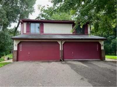 Home For Sale in Eden Prairie, Minnesota