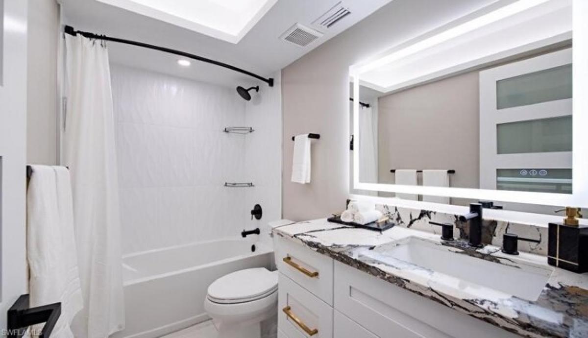 Picture of Home For Sale in Marco Island, Florida, United States