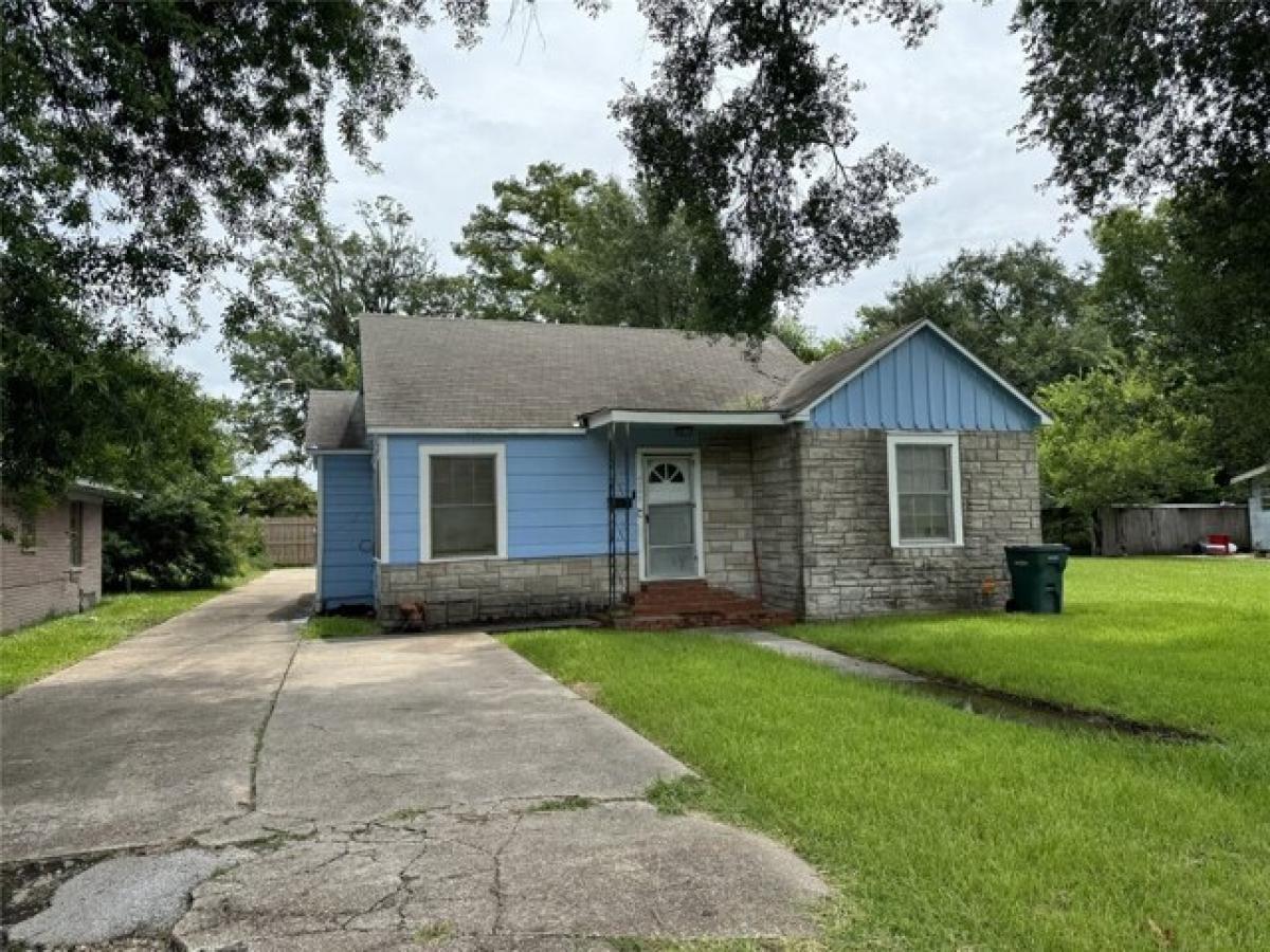 Picture of Home For Sale in Beaumont, Texas, United States