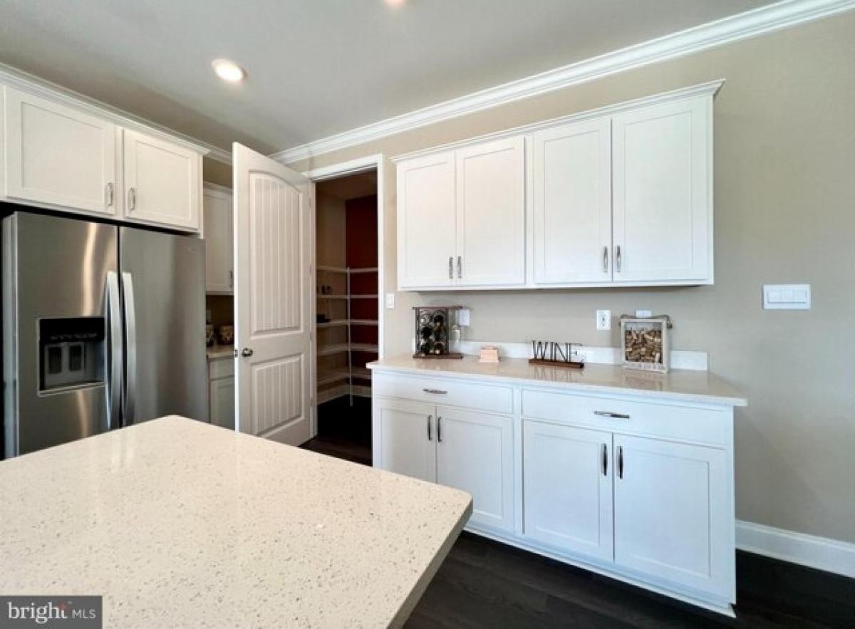 Picture of Home For Sale in Lewes, Delaware, United States