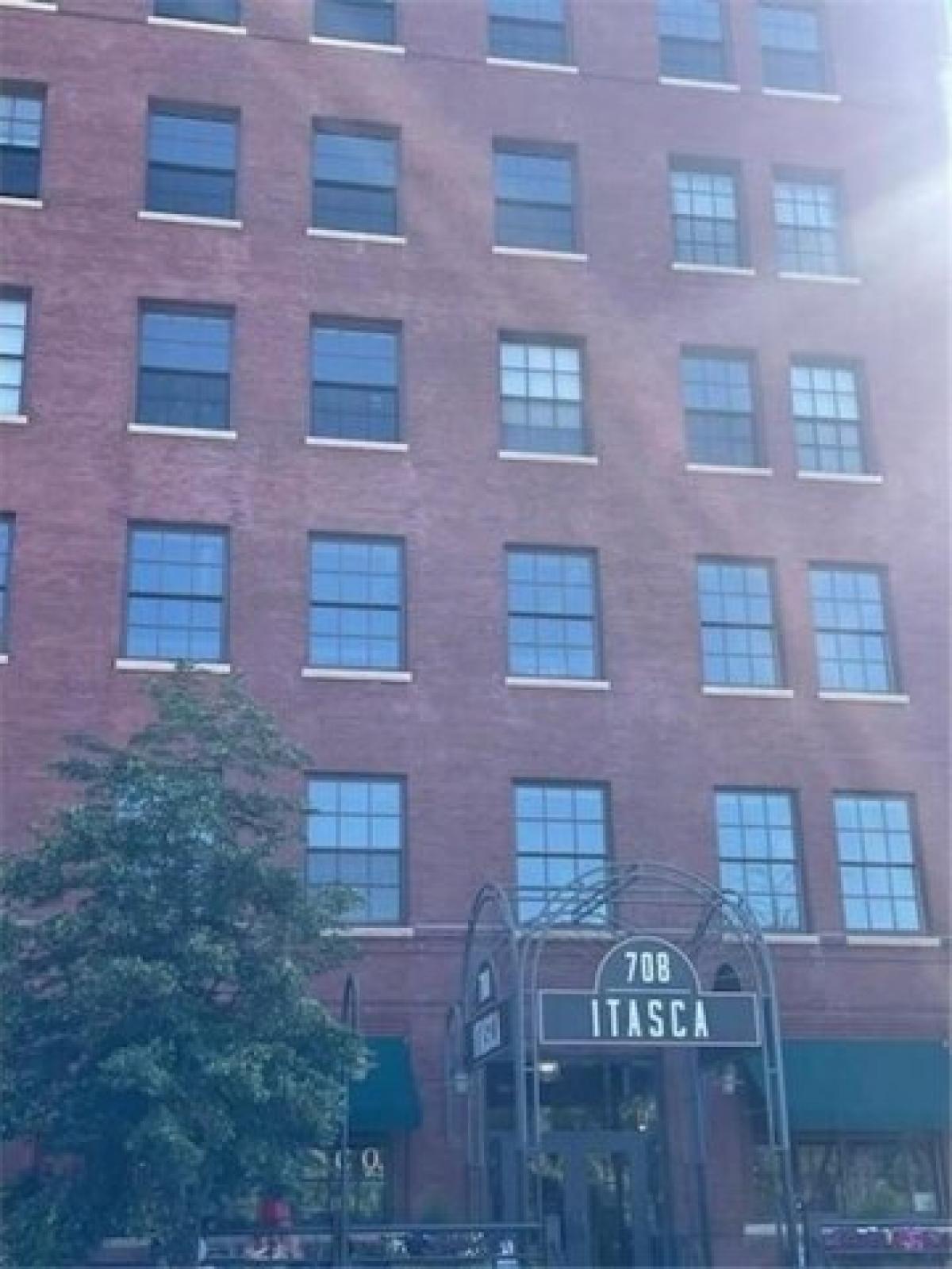 Picture of Home For Sale in Minneapolis, Minnesota, United States