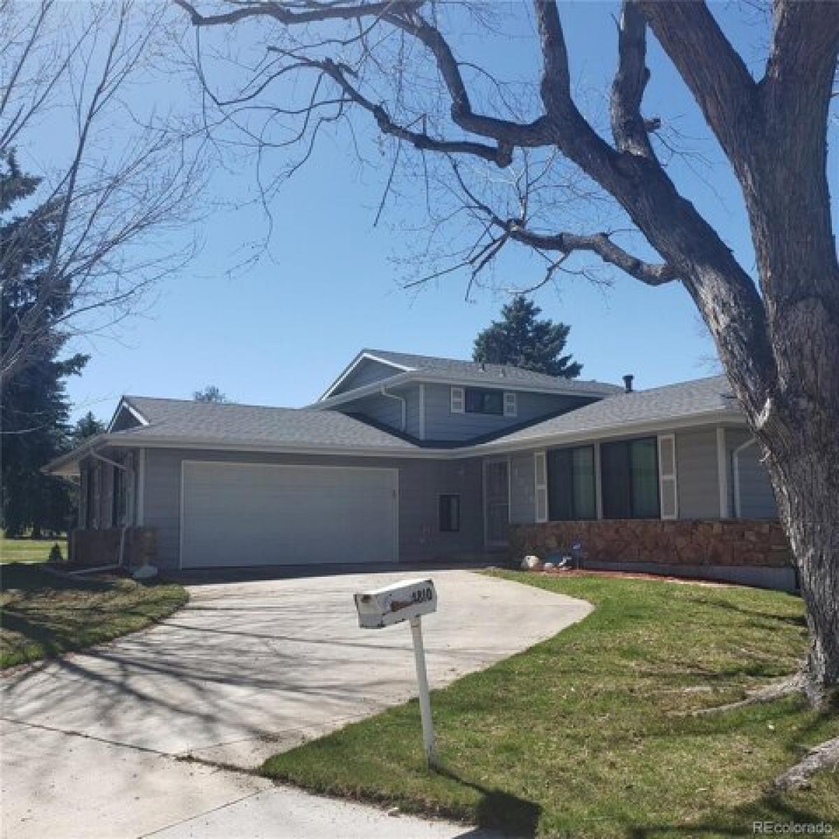 Picture of Home For Sale in Westminster, Colorado, United States