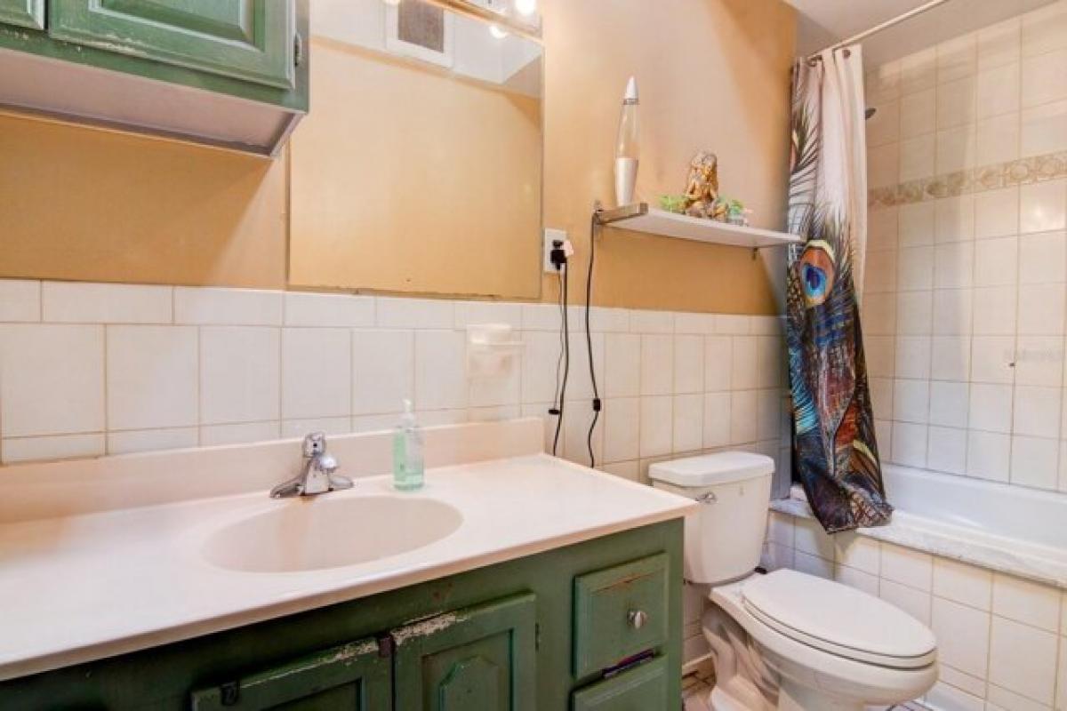 Picture of Home For Sale in Gainesville, Florida, United States