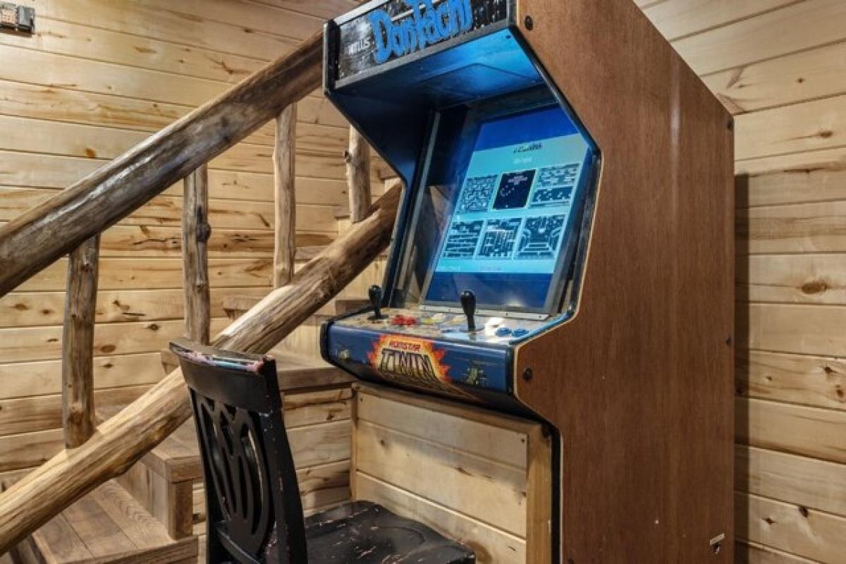 Picture of Home For Sale in Broken Bow, Oklahoma, United States