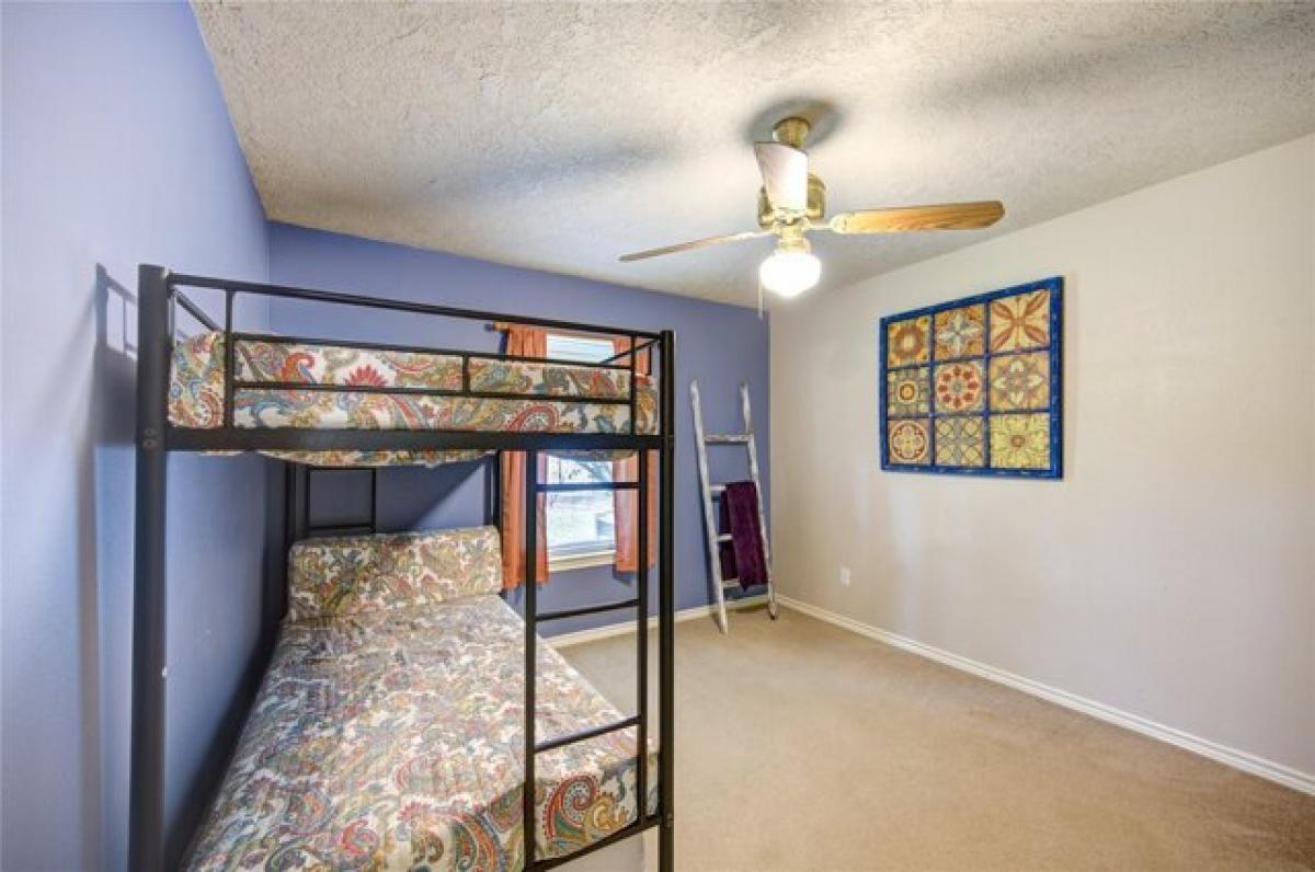 Picture of Home For Sale in Cleveland, Texas, United States