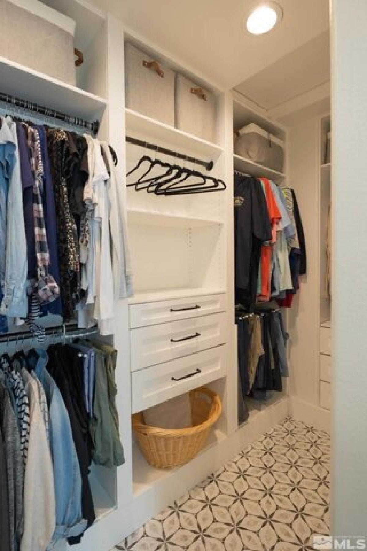 Picture of Home For Sale in Sparks, Nevada, United States