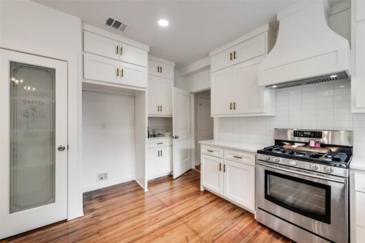 Picture of Home For Sale in Terrell, Texas, United States