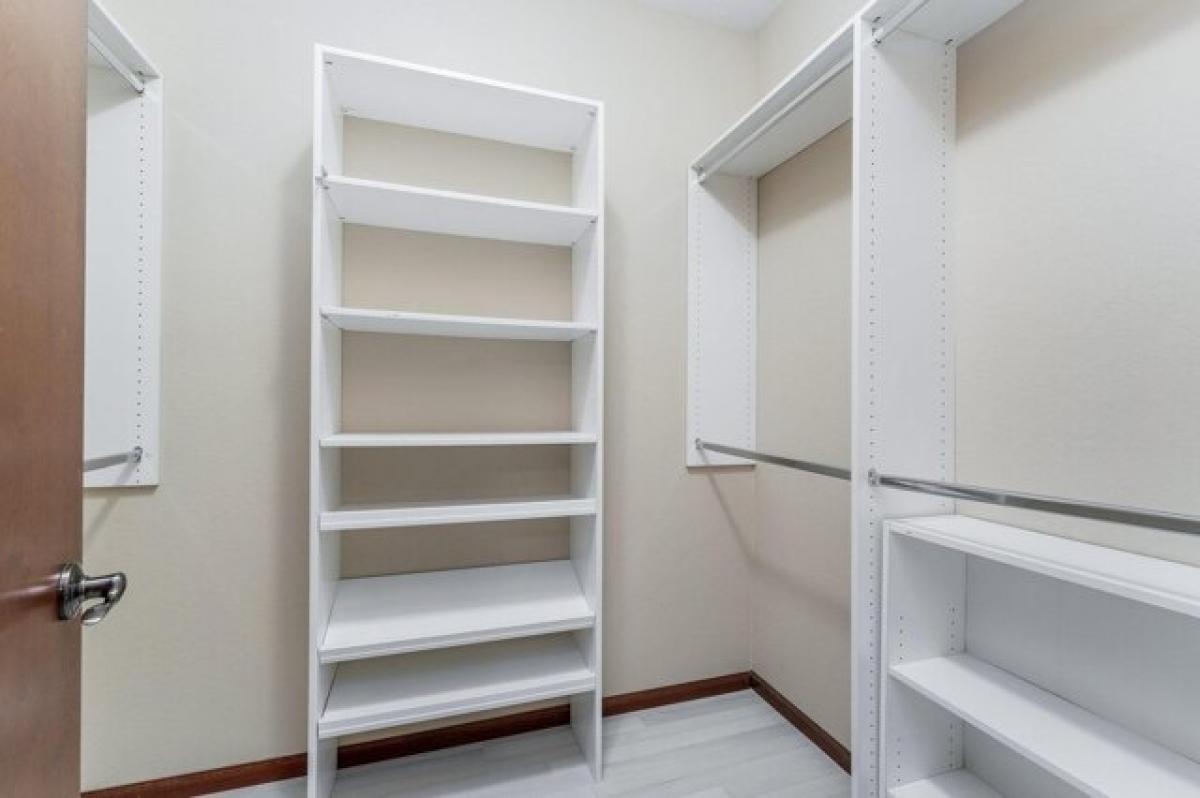 Picture of Home For Sale in Sioux Falls, South Dakota, United States