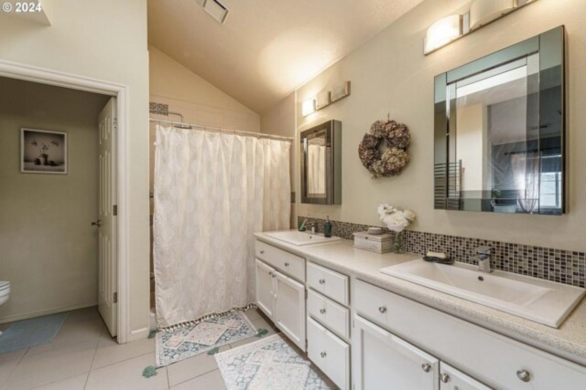 Picture of Home For Sale in Vancouver, Washington, United States