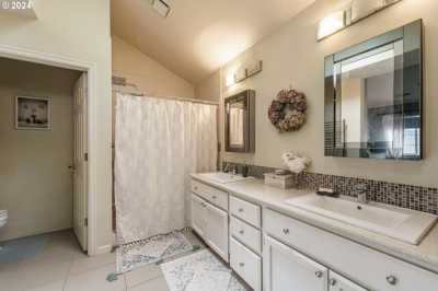 Home For Sale in Vancouver, Washington