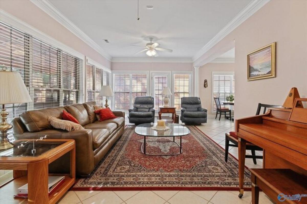 Picture of Home For Sale in Decatur, Alabama, United States