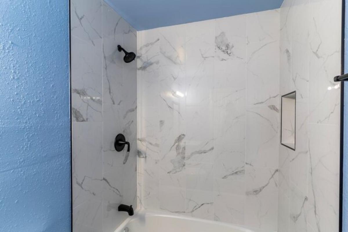 Picture of Home For Sale in Midland, Texas, United States