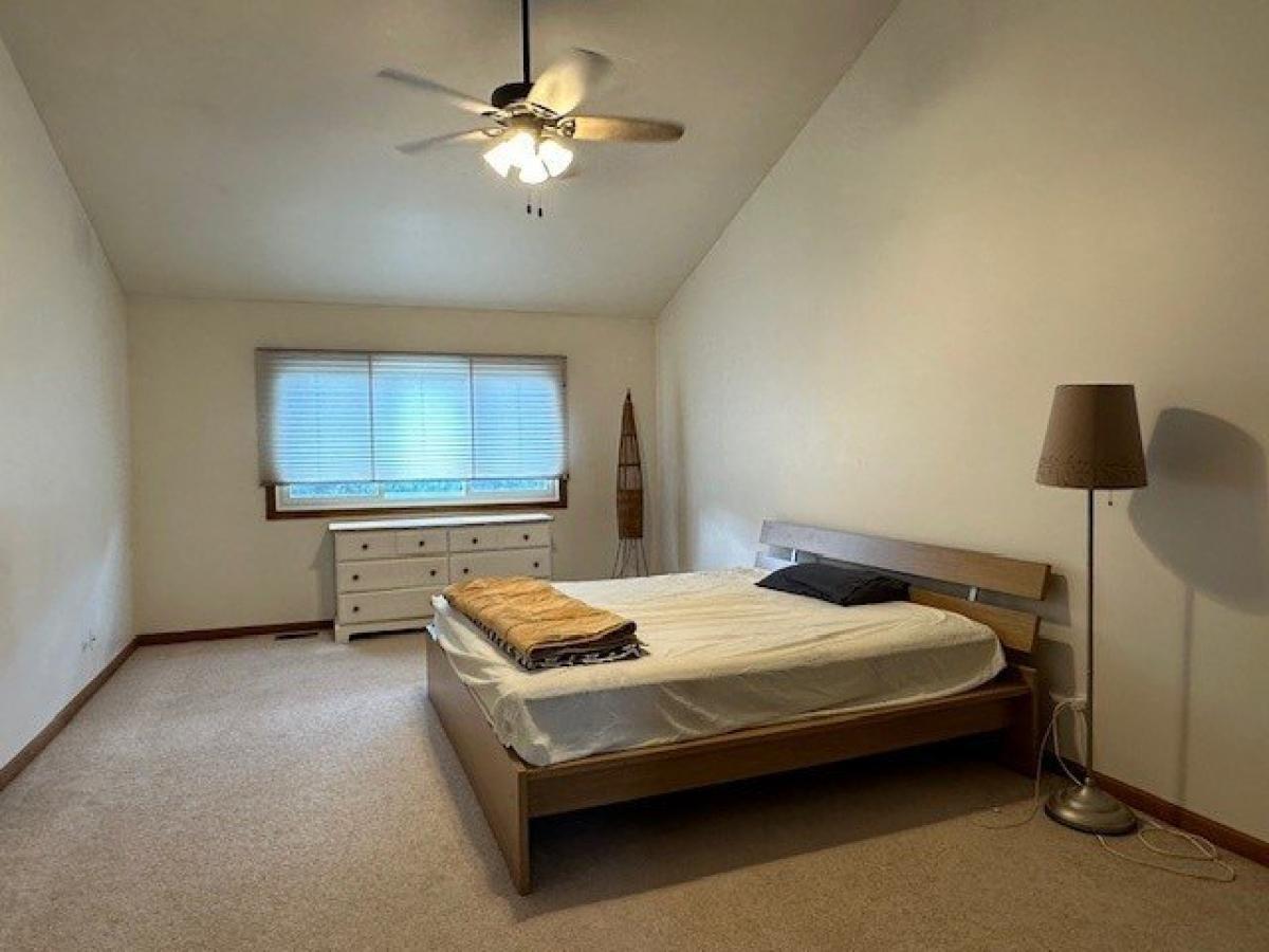 Picture of Home For Rent in Naperville, Illinois, United States