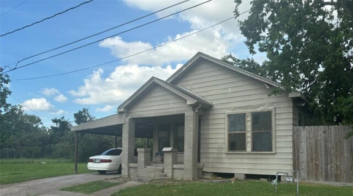 Picture of Home For Sale in Baytown, Texas, United States