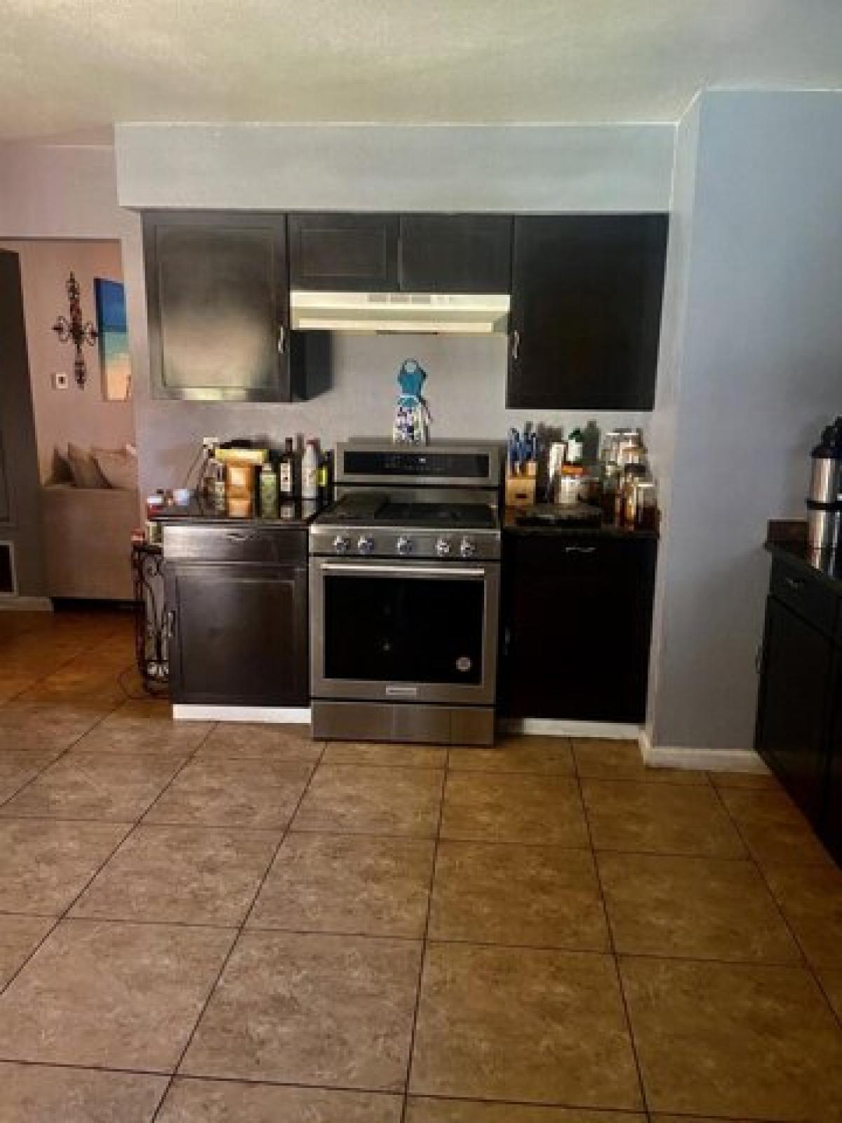 Picture of Home For Sale in Visalia, California, United States