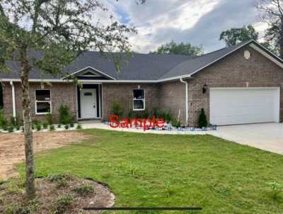 Home For Sale in Crestview, Florida