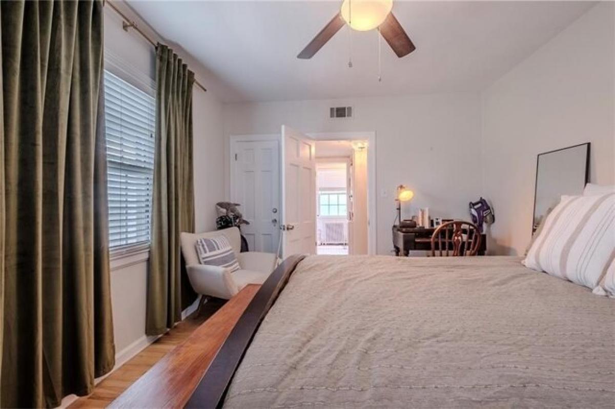 Picture of Home For Sale in Mobile, Alabama, United States