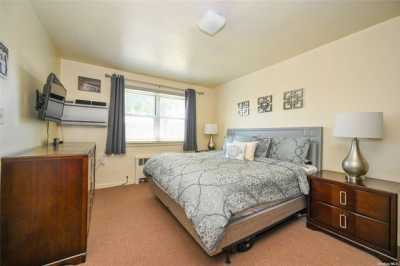 Home For Sale in Flushing, New York