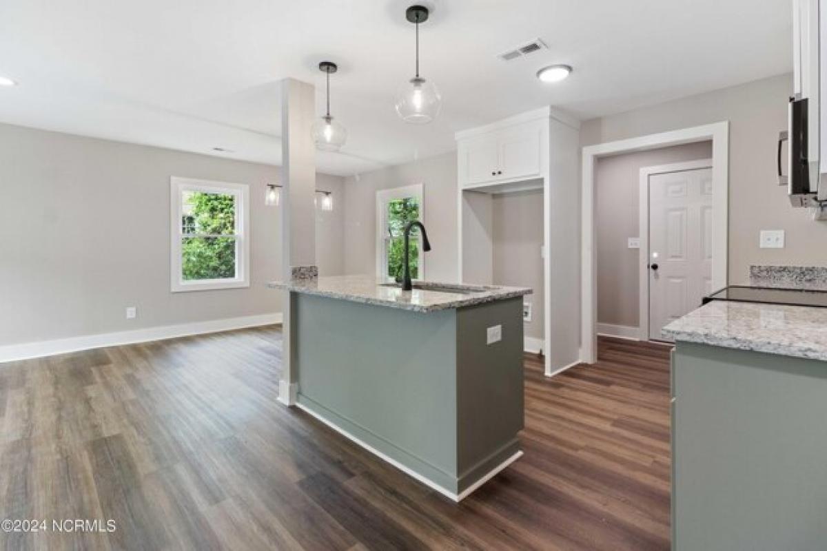 Picture of Home For Sale in Goldsboro, North Carolina, United States