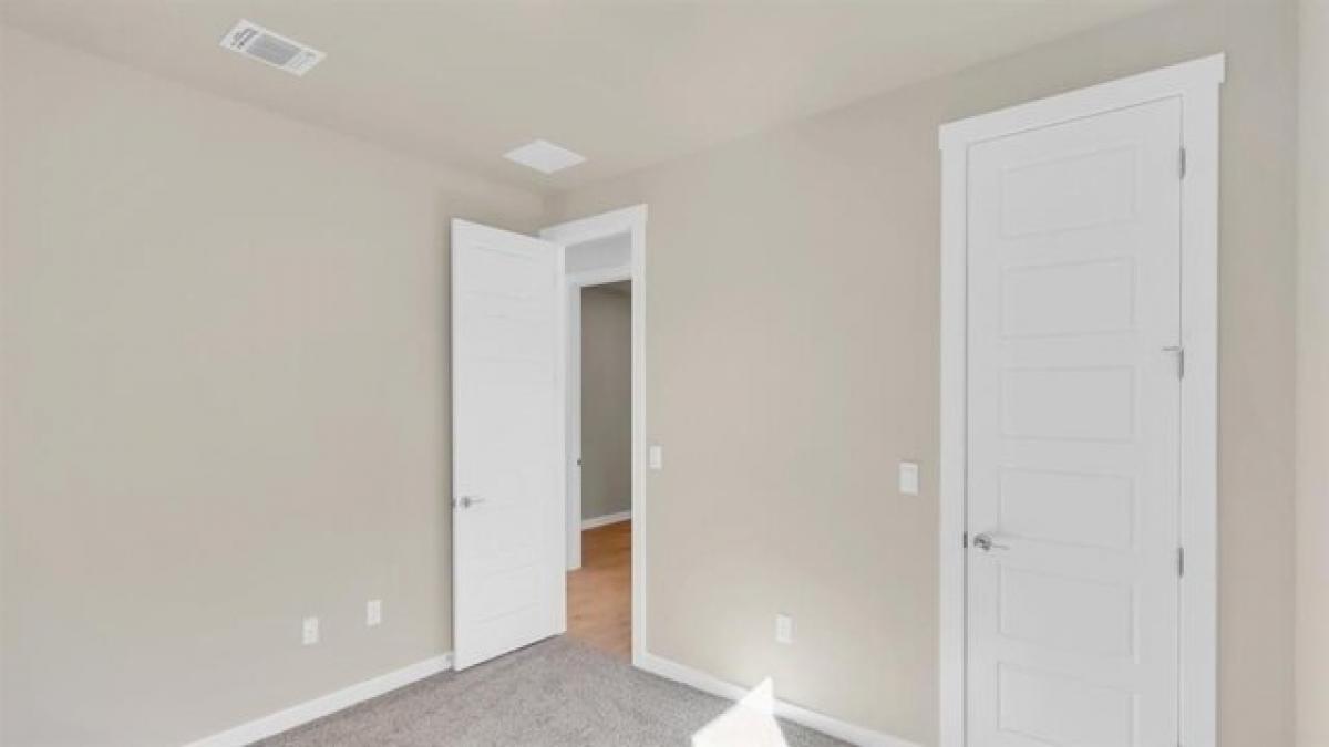 Picture of Home For Sale in Leander, Texas, United States