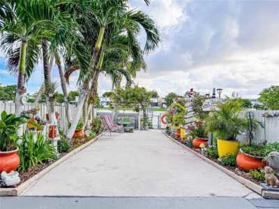 Home For Sale in Hialeah, Florida