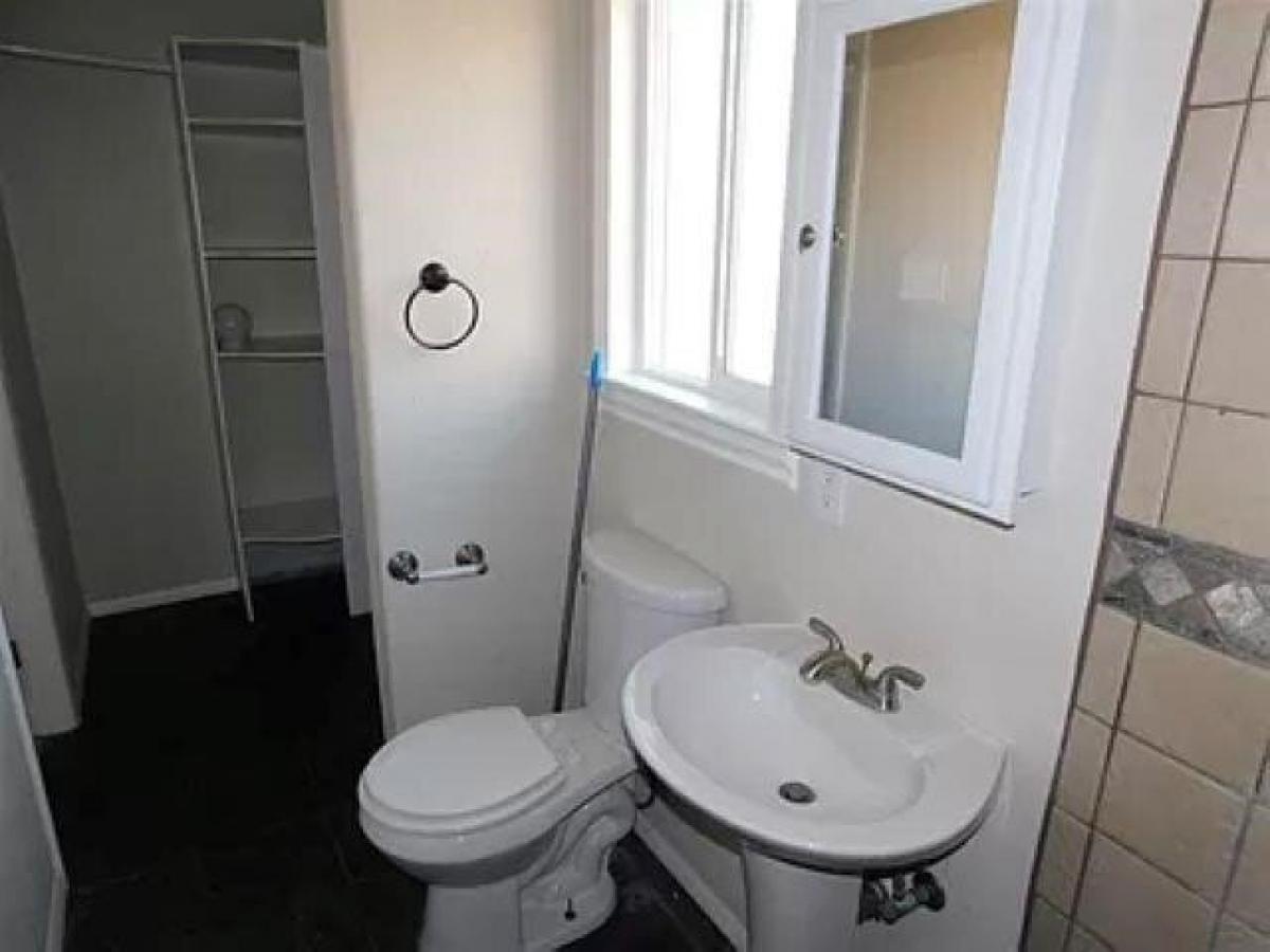 Picture of Home For Sale in Alamogordo, New Mexico, United States