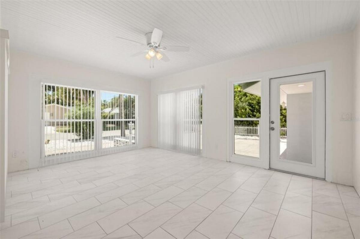Picture of Home For Sale in Clearwater Beach, Florida, United States