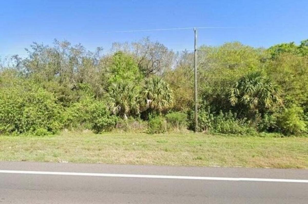 Picture of Residential Land For Sale in Okeechobee, Florida, United States