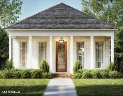 Home For Sale in Gulfport, Mississippi