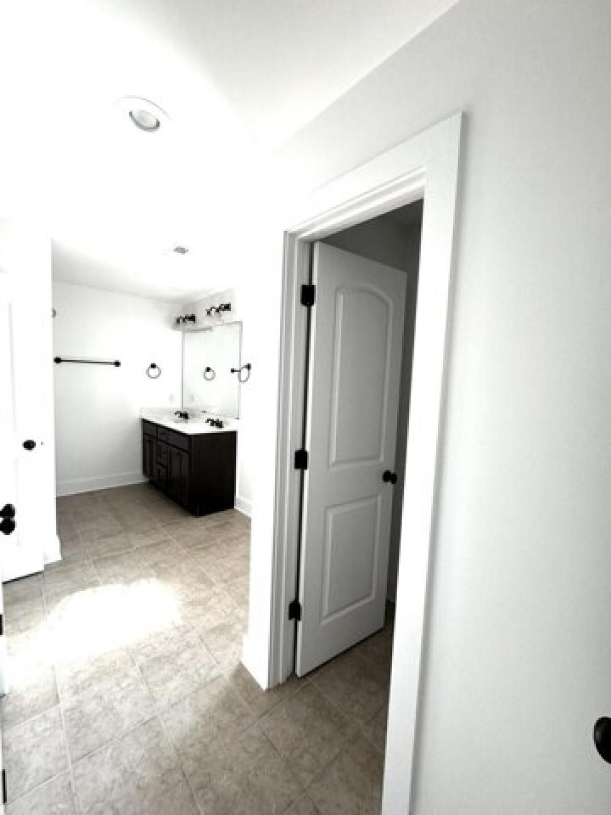 Picture of Home For Sale in Chattanooga, Tennessee, United States