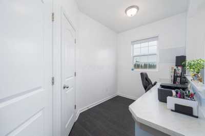 Home For Sale in Grove City, Ohio