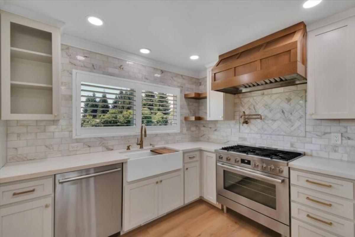 Picture of Home For Sale in Yuba City, California, United States