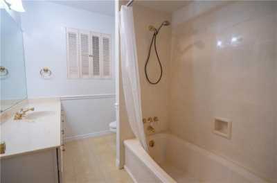 Home For Sale in Metairie, Louisiana