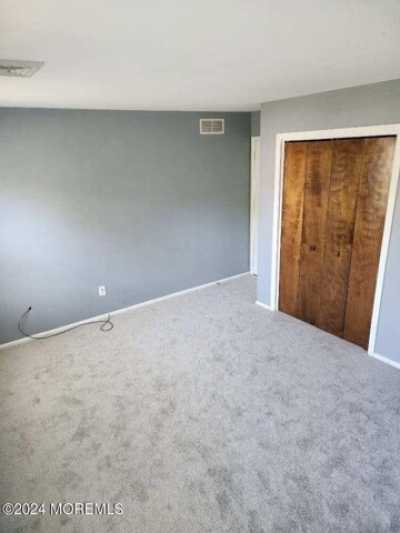 Home For Sale in Toms River, New Jersey