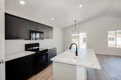 Home For Sale in Meridian, Idaho