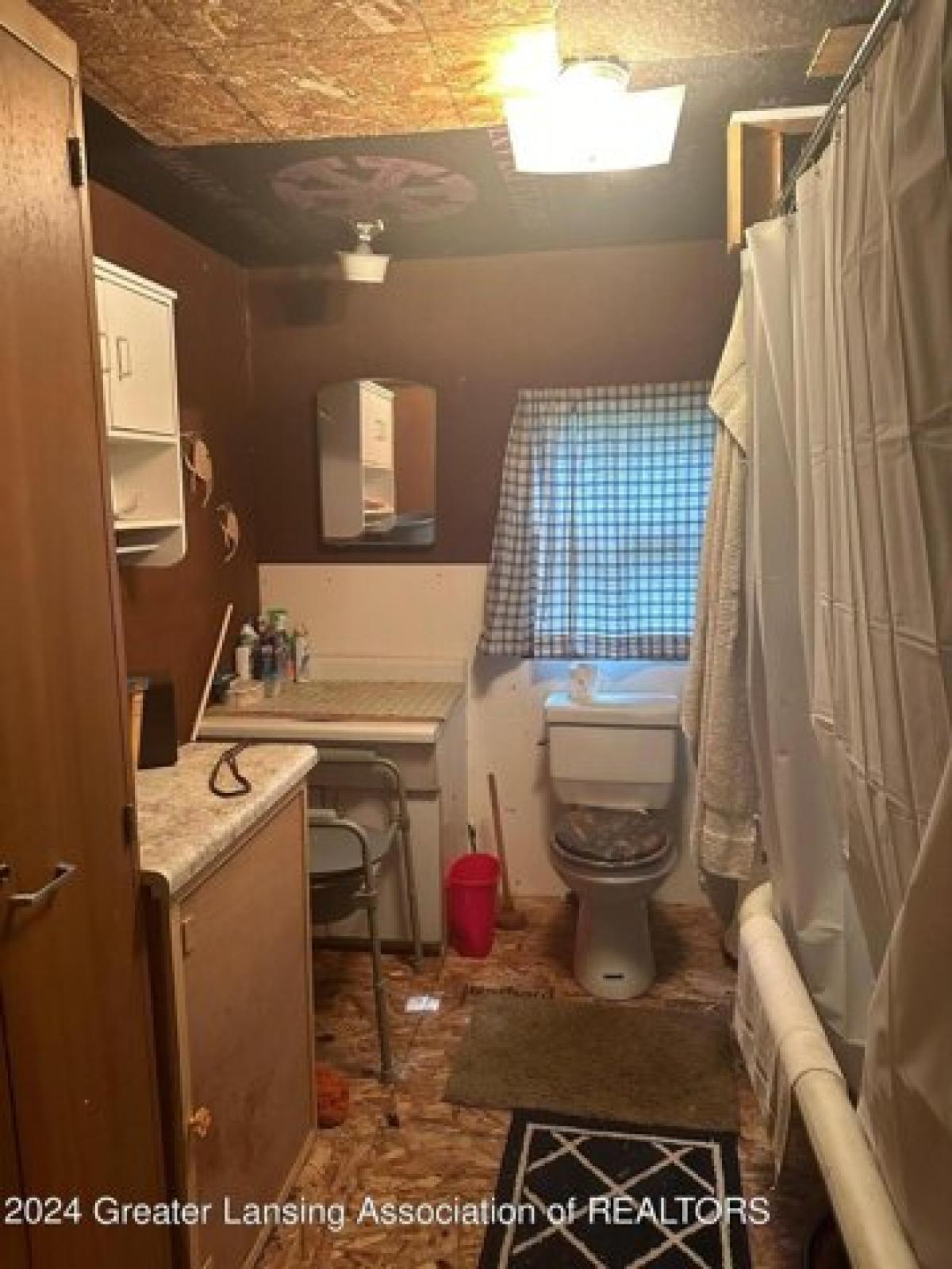 Picture of Home For Sale in Harrison, Michigan, United States