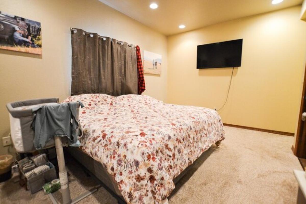 Picture of Home For Sale in Lewistown, Montana, United States