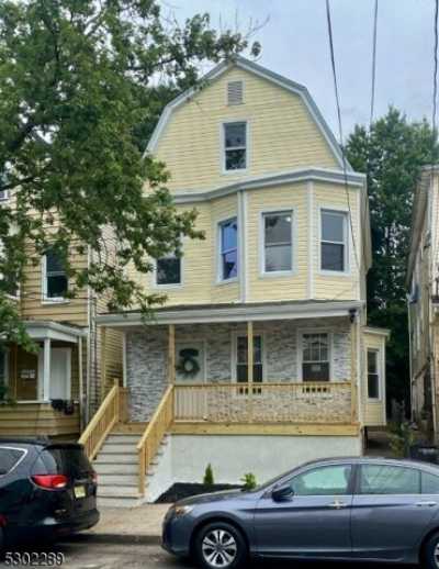 Home For Sale in Newark, New Jersey