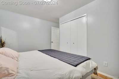 Home For Sale in Grand Blanc, Michigan