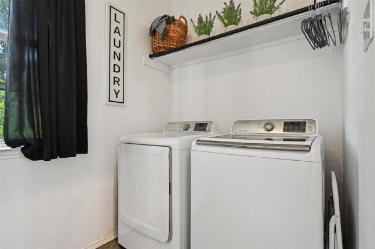 Picture of Home For Sale in Lewisville, Texas, United States