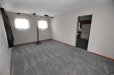 Home For Sale in Mishawaka, Indiana