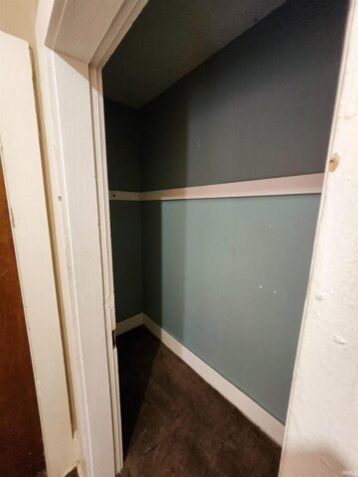 Picture of Home For Sale in Fort Wayne, Indiana, United States