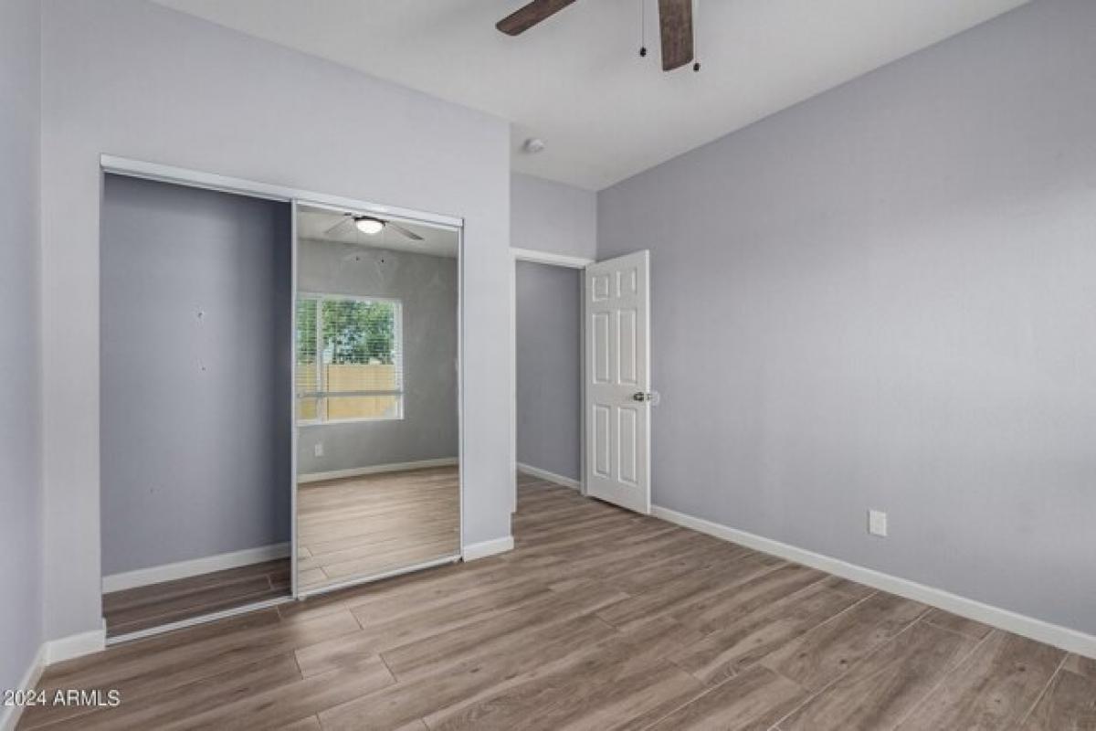 Picture of Home For Sale in Glendale, Arizona, United States