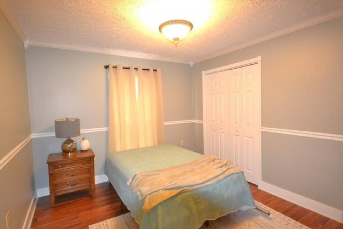 Picture of Home For Sale in Cullman, Alabama, United States