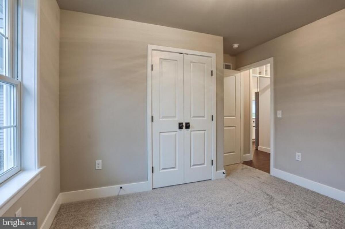 Picture of Home For Sale in Lebanon, Pennsylvania, United States