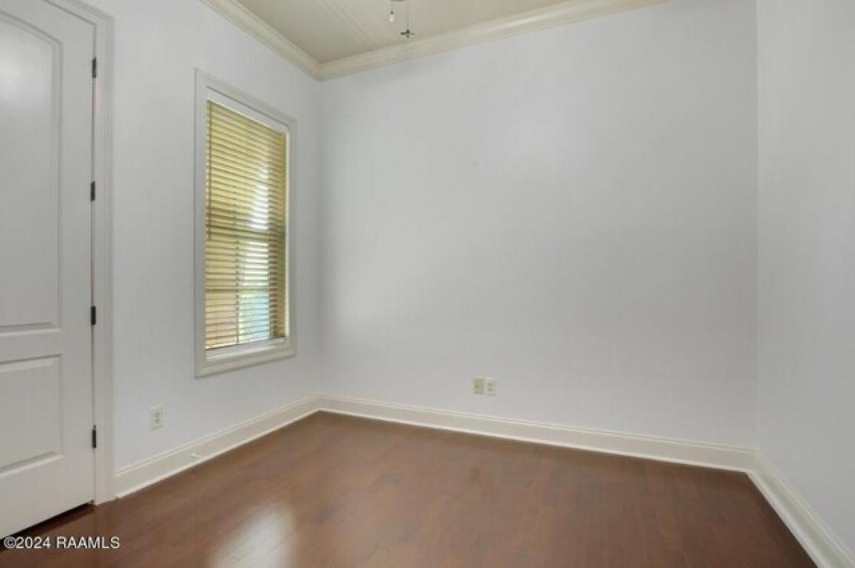 Picture of Home For Sale in Lafayette, Louisiana, United States