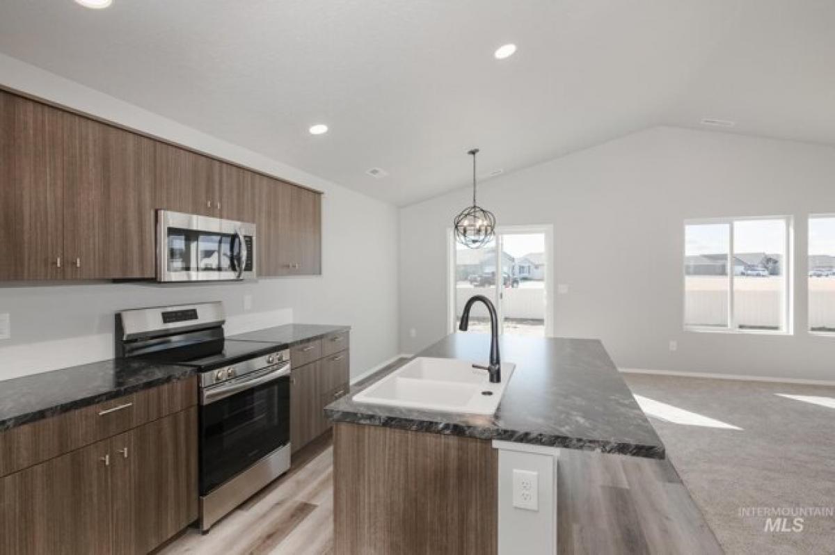 Picture of Home For Sale in Caldwell, Idaho, United States