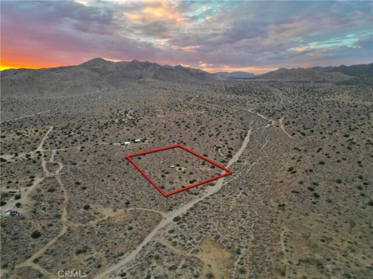 Picture of Residential Land For Sale in Yucca Valley, California, United States