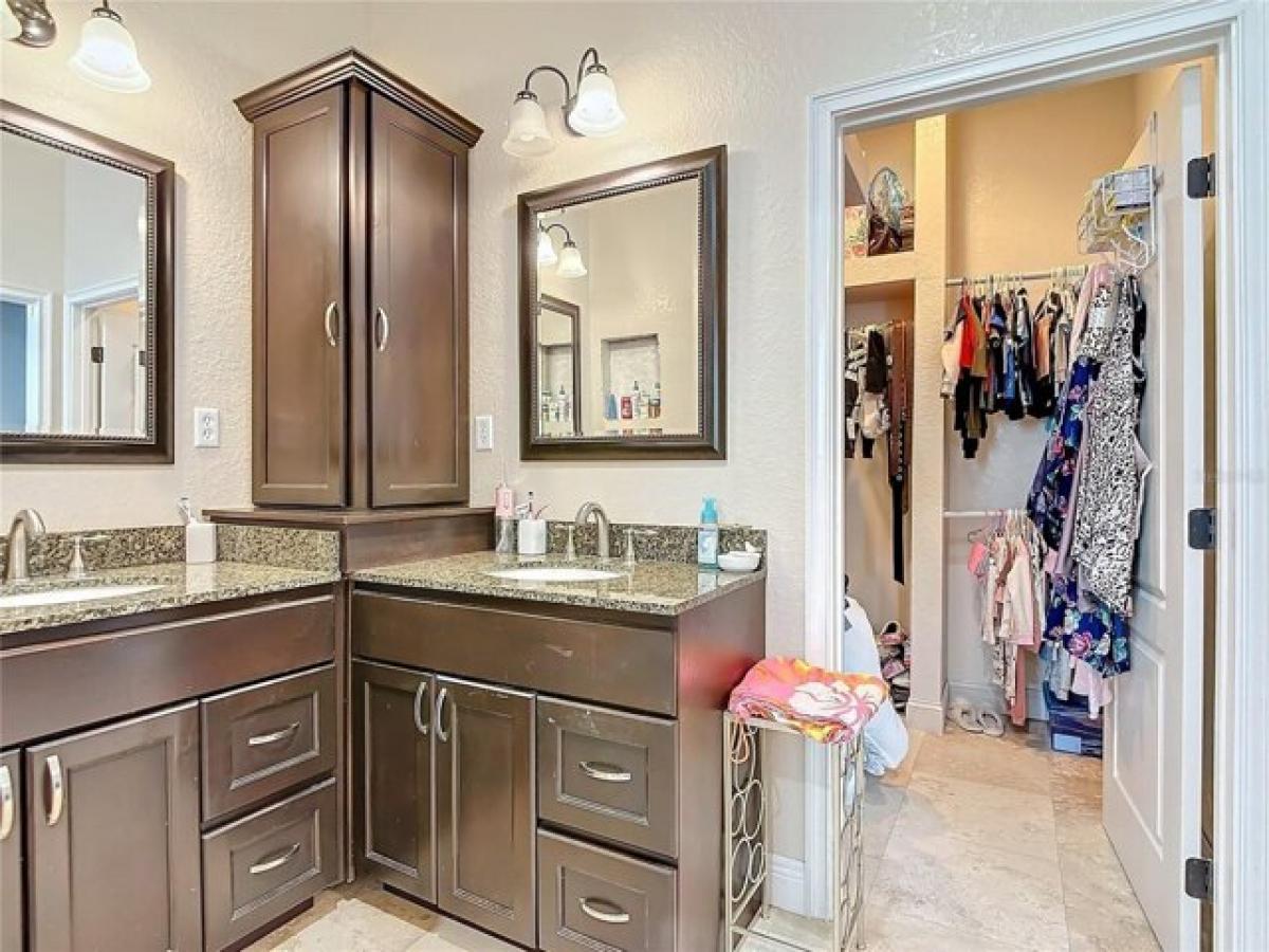 Picture of Home For Sale in Haines City, Florida, United States